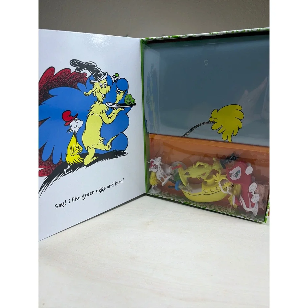 Dr Seuss Green Eggs and Ham My Busy Books 10 Figurines Playmat Storybook Set